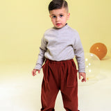 Pantalone con tasconi