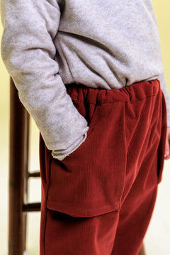 Pantalone con tasconi